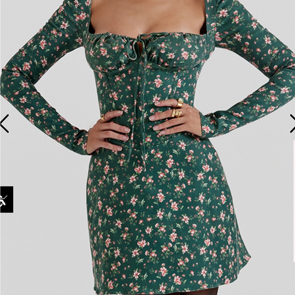 House of CB NWOT XS longer length Malika Dress Green Floral